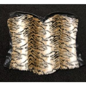 Be Wicked Rave Party Corset, faux fur